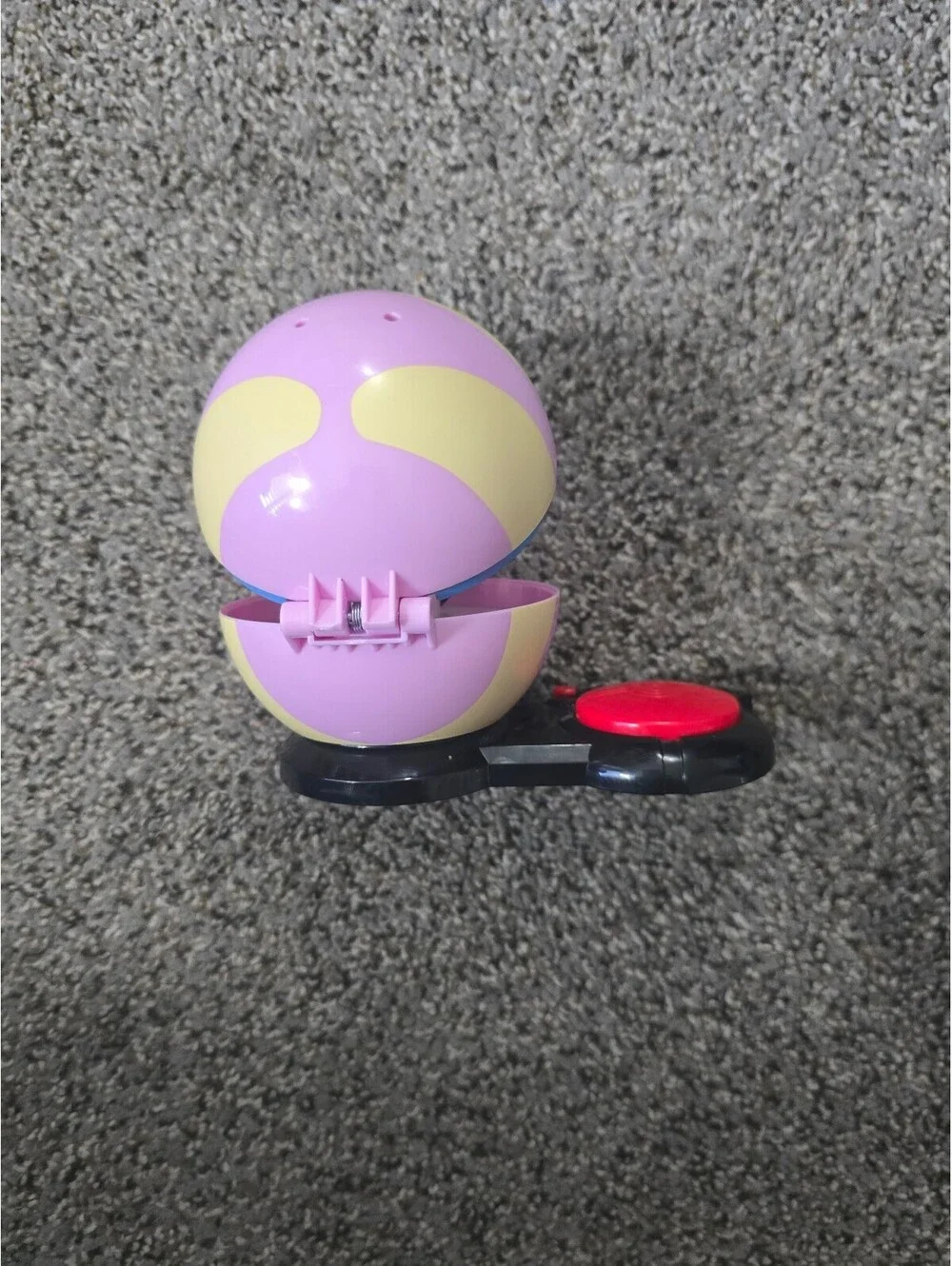 Pokémon Rare Fast Ball Battle Surprise Attack Game Poke Ball Pikachu Pink